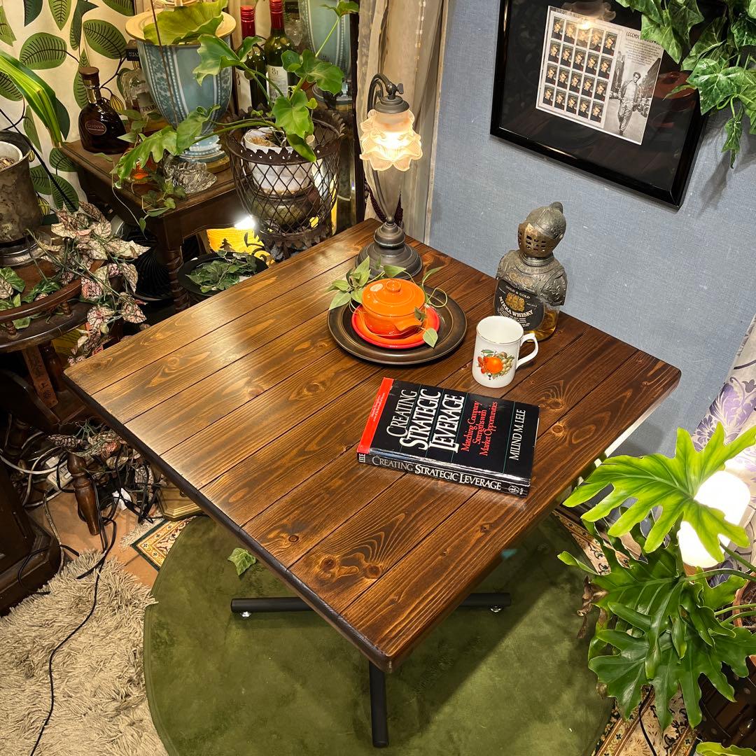 インダストリアル系　ヴィンテージ　オールドパイン　コンパクトダイニングテーブル