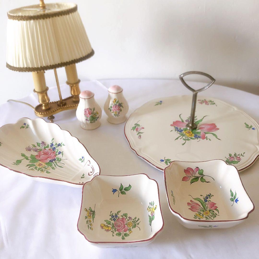 人気　リュネヴィル　シェル型ラヴィエ　前菜皿ブーケ柄　フランスアンティーク食器