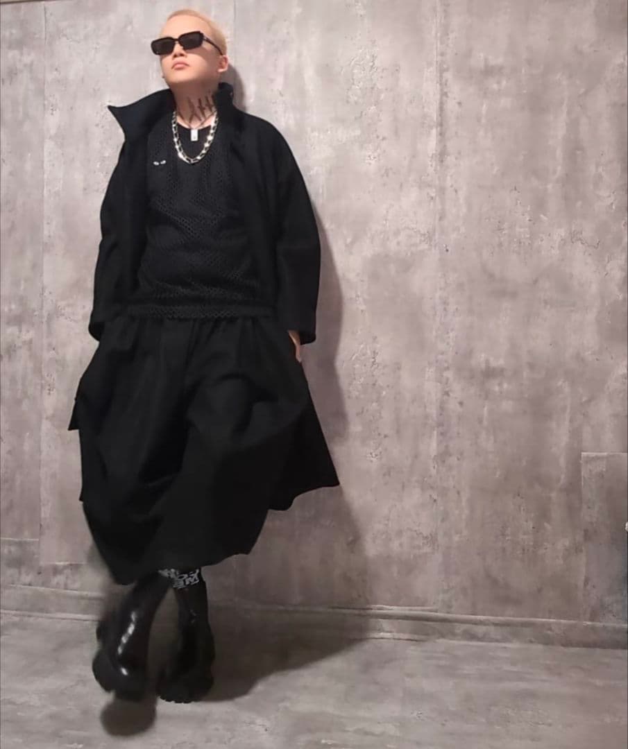 BALENCIAGA プレート型ネックレス