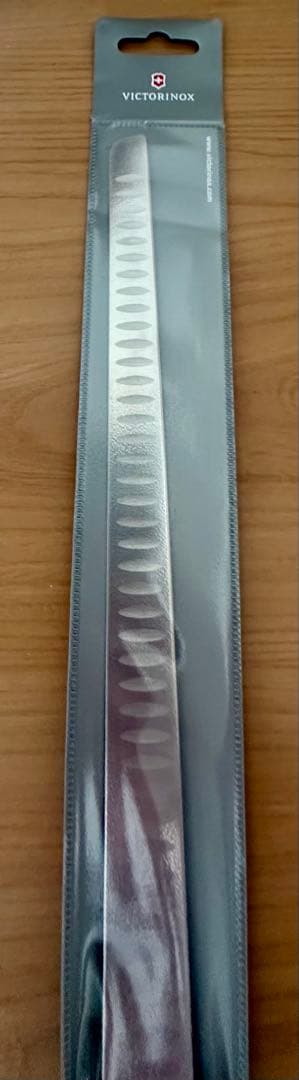 【✨新品✨】VICTORINOXプロフェッショナル サーモンナイフ 30cm