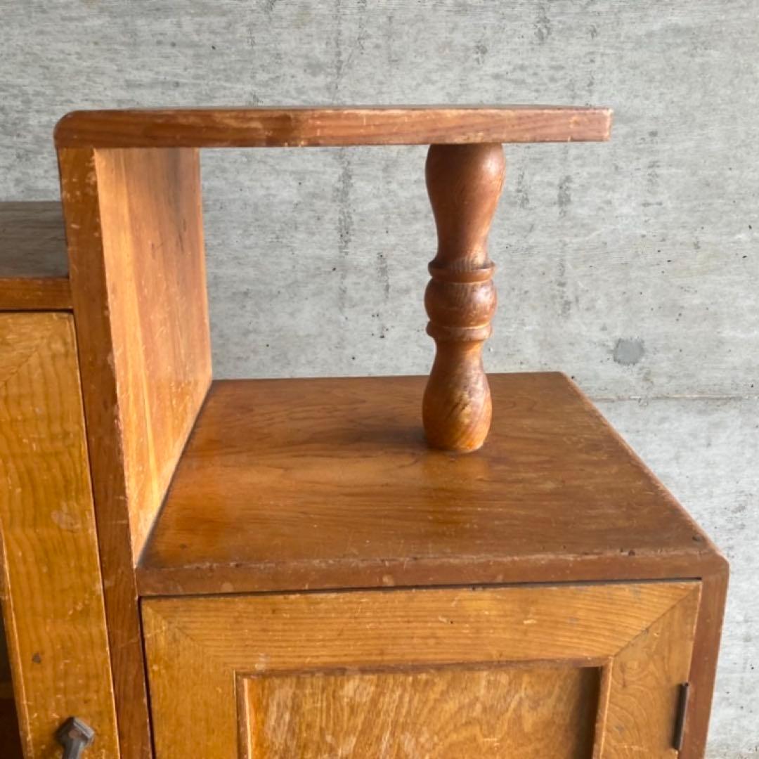 古いキャビネット ラック 飾り棚 違い棚 引き出し 扉 台 収納 木製 レトロ