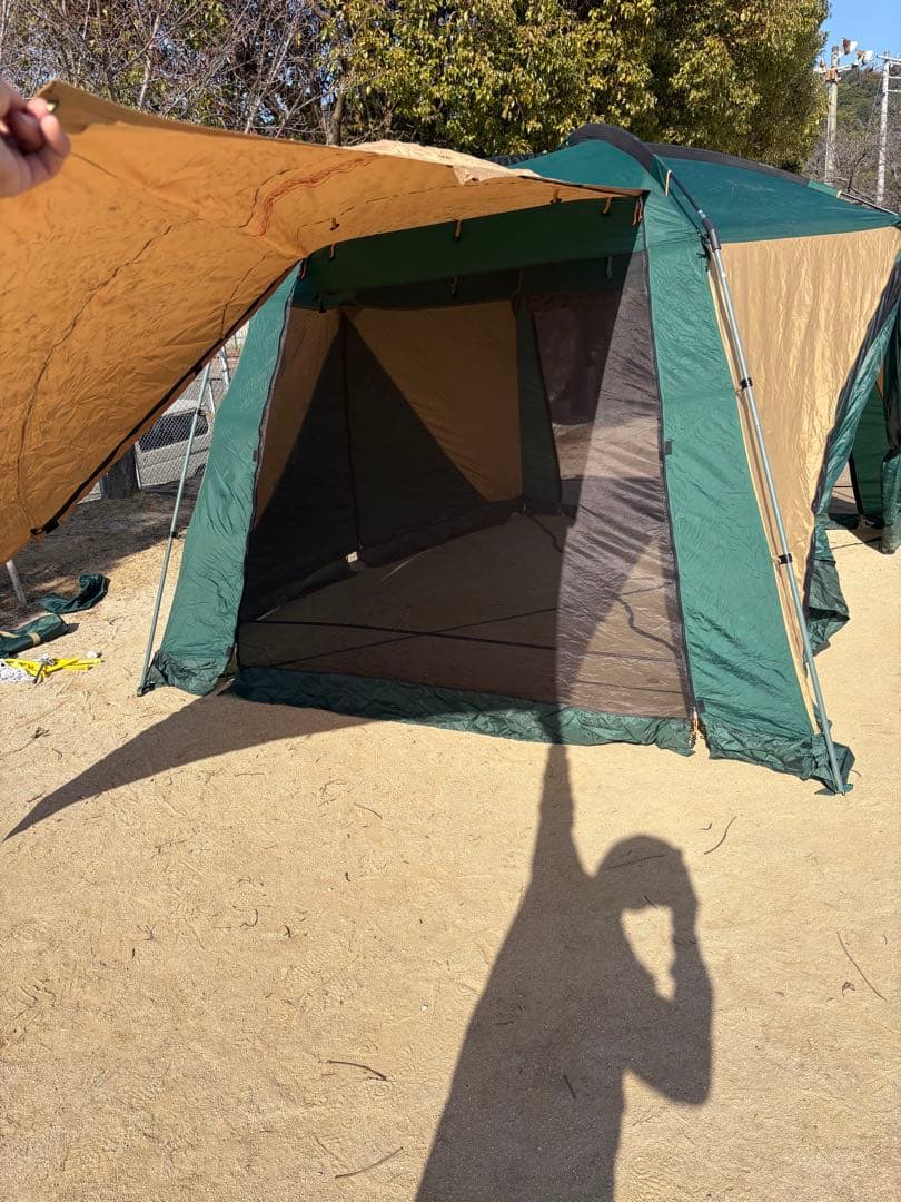 Colemanスクリーンテント　テーブル　椅子二脚セット