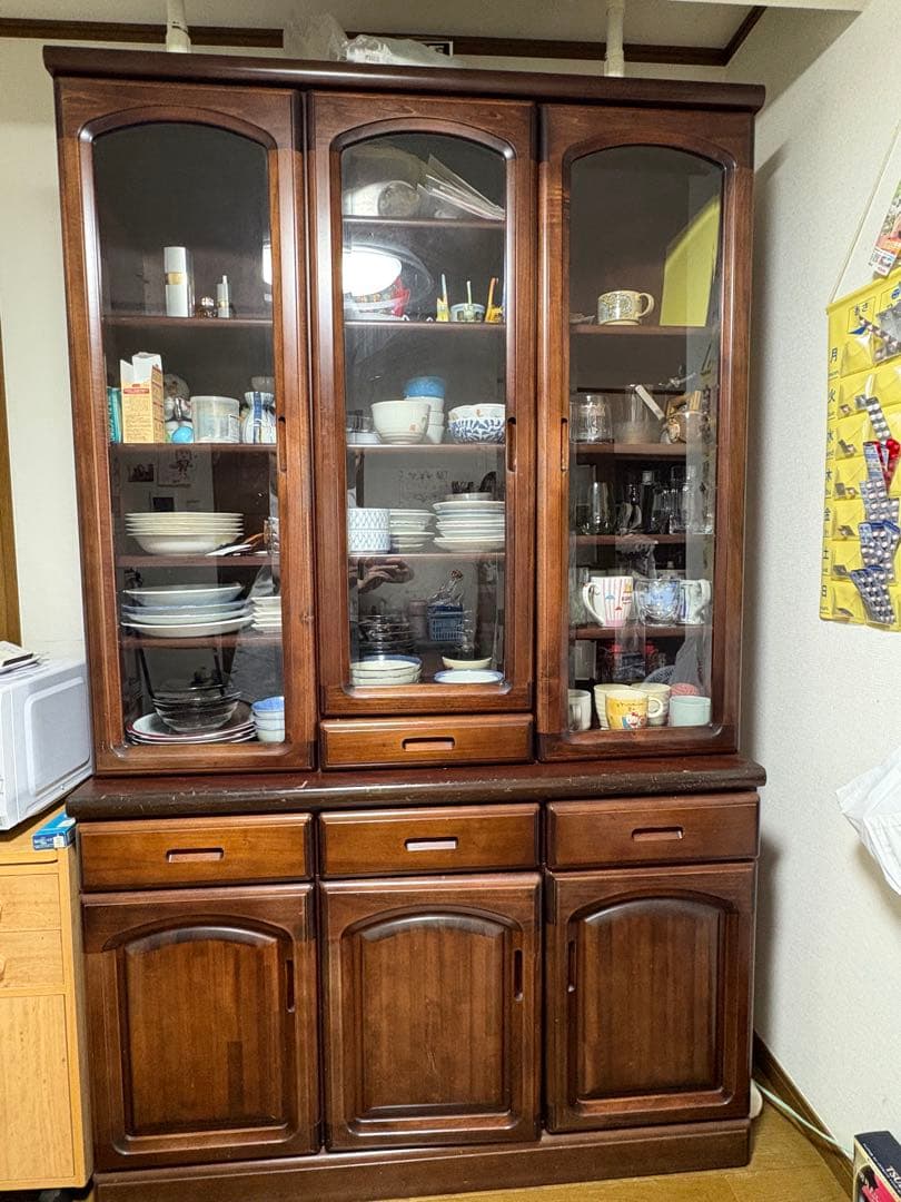 木製 食器棚 ガラス戸付き アンティーク調 高さ197cm（たのメル便送料込み）