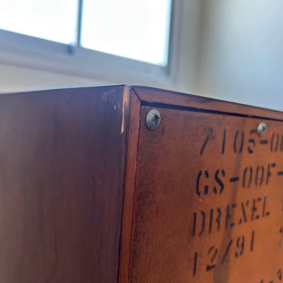 【DREXEL HERITAGE】 ドレクセルヘリテイジ ガラスキャビネット