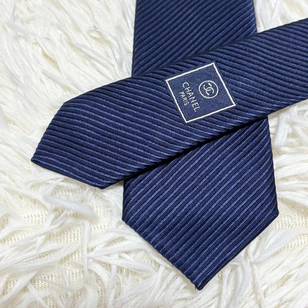 【ほぼ未使用】CHANEL ネクタイ　ココマーク　CC ネイビー　ナロータイ