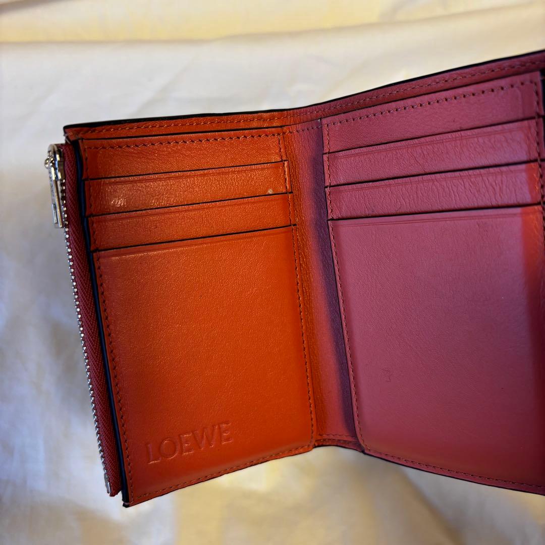 LOEWE バーティカル ウォレット スモール（ソフトグレインカーフ）