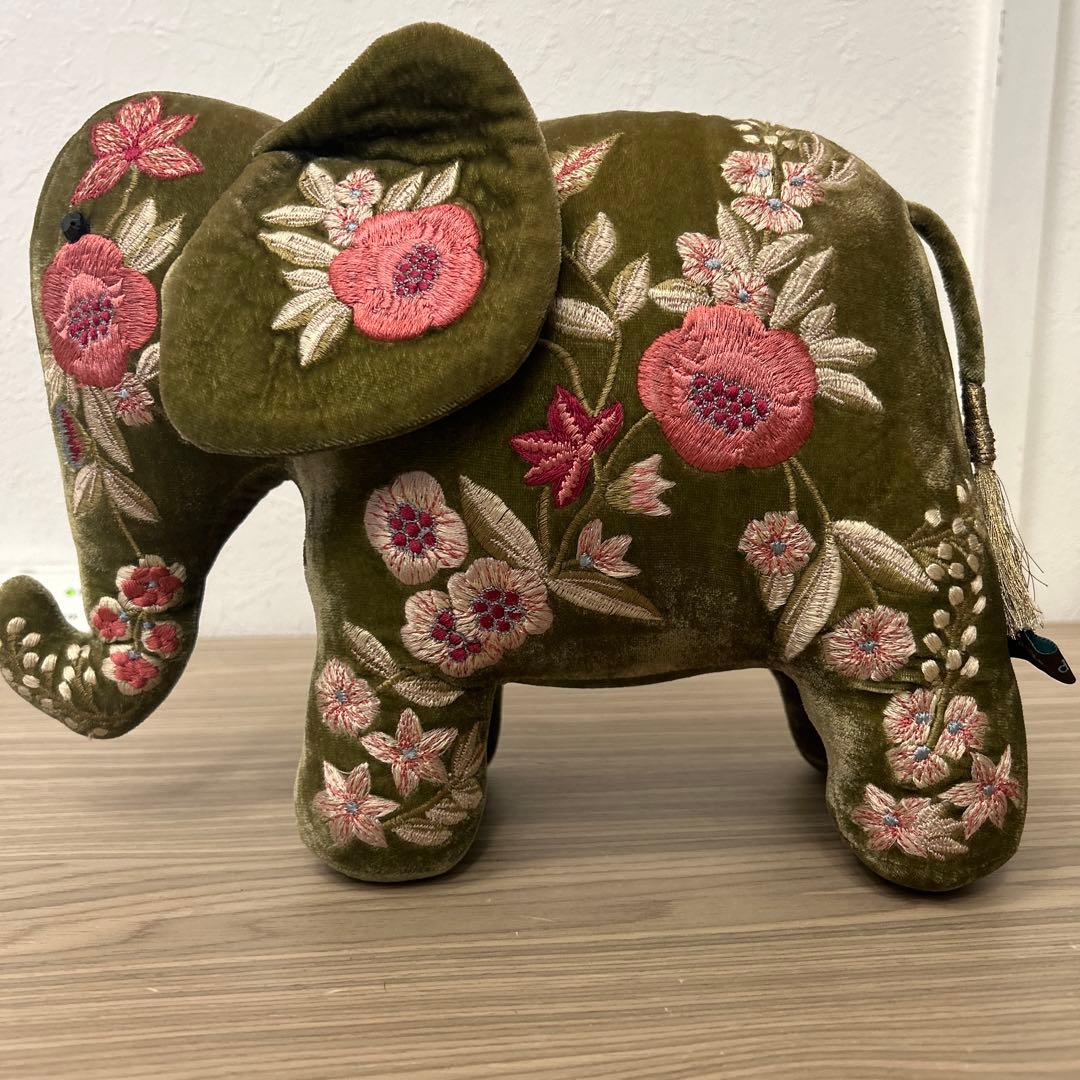 Anke Drechsel アンケ・ドレッチェル　エレファント　ソフトトイ