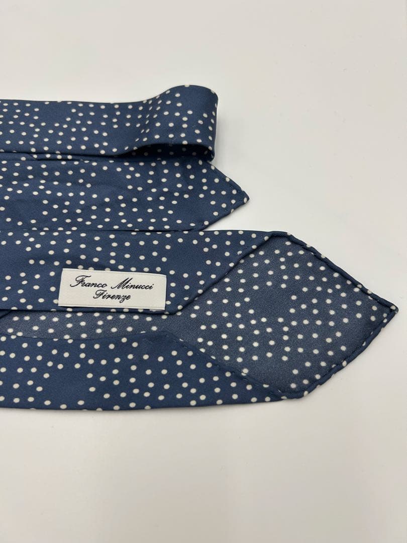 未使用　フランコミヌッチ ネクタイ　セッテピエゲ　ブルー　ドット　B品