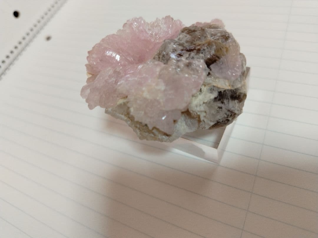 ローズクオーツ　Rose Quartz