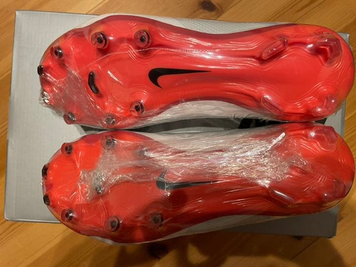 ナイキ サッカースパイク ティエンポ レジェンド 8 エリート FG