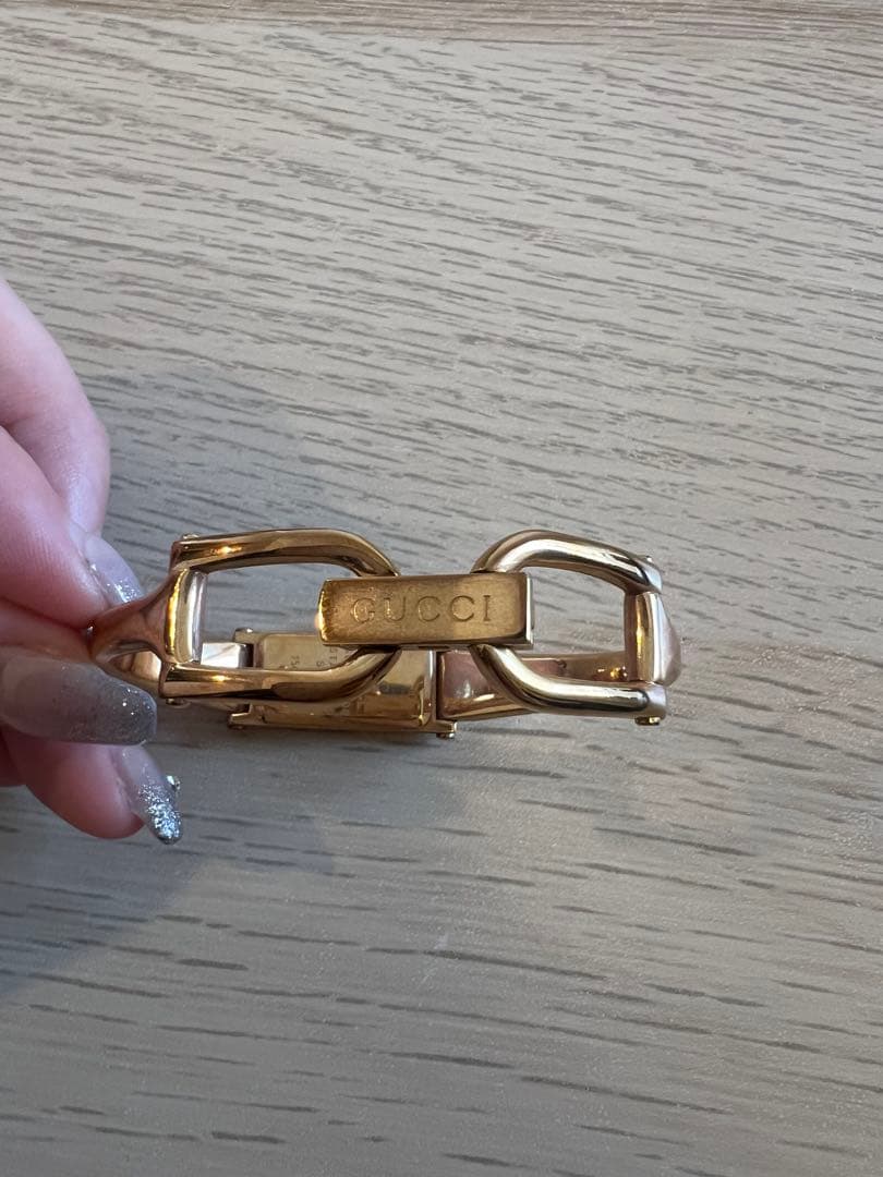 GUCCI ゴールド