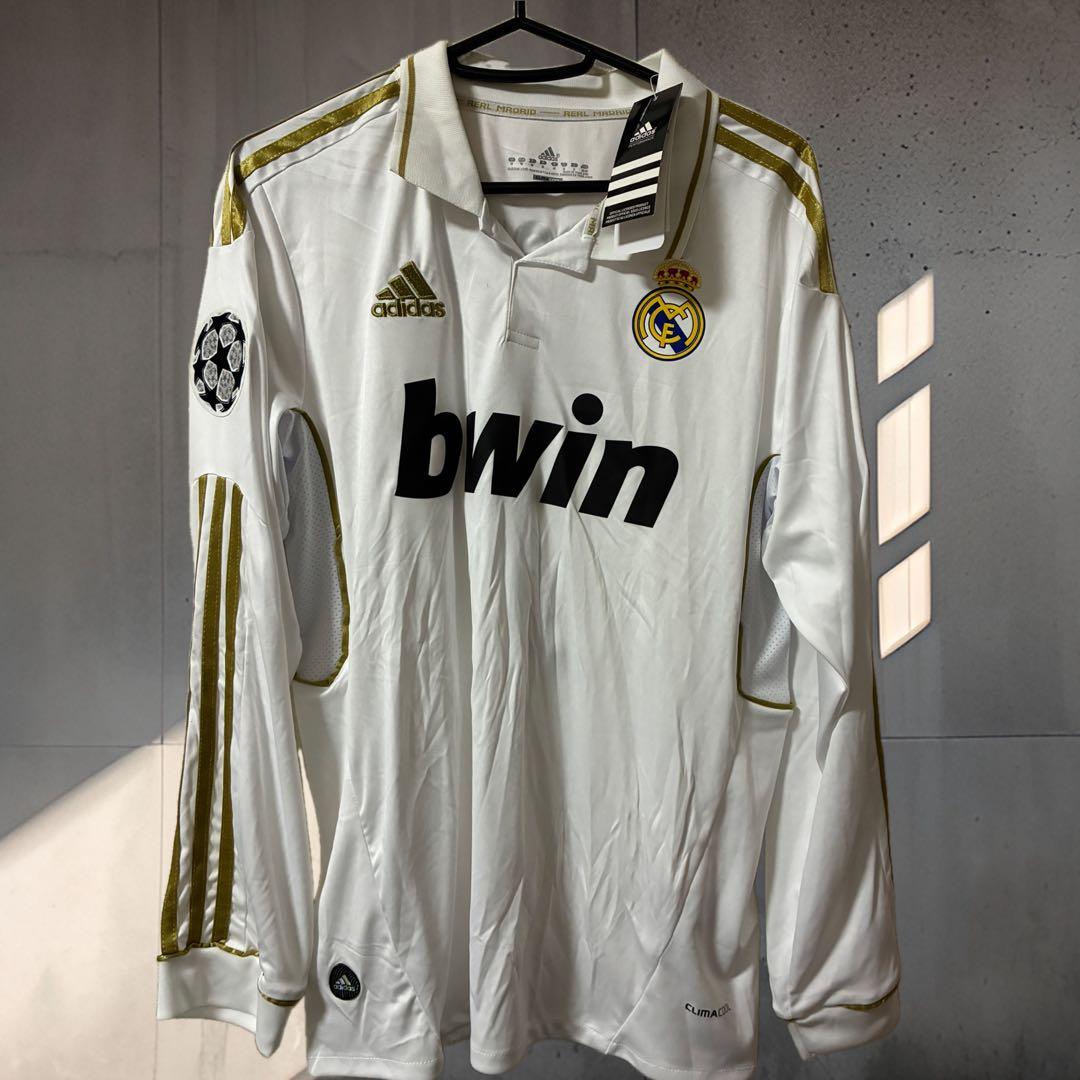 Real Madrid CR7 長袖シャツ ホワイトM