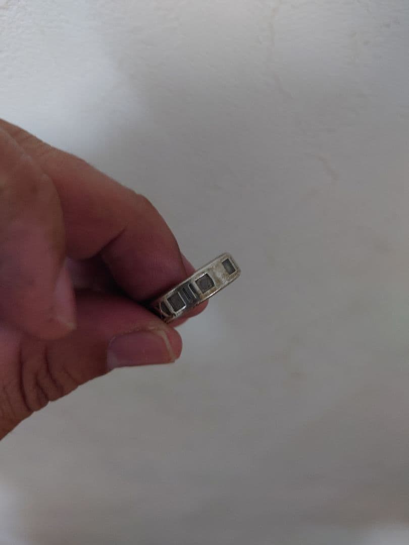 ティファニー ナロー アトラス リング 号数不明