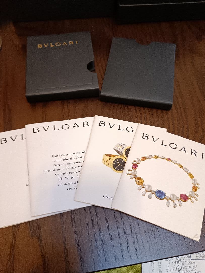 BVLGARI B.Zero1 ホワイトレザー腕時計