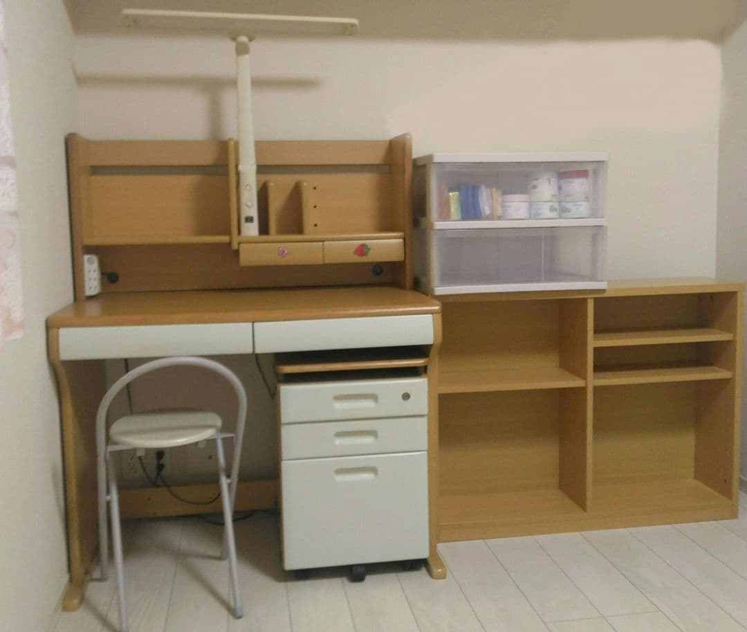 学習机　机　小学生　勉強机　椅子つき　棚つき