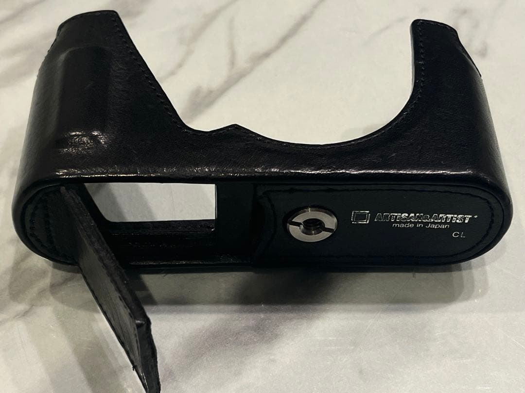 ARTISAN&ARTIST　ライカCL専用　ボディケース