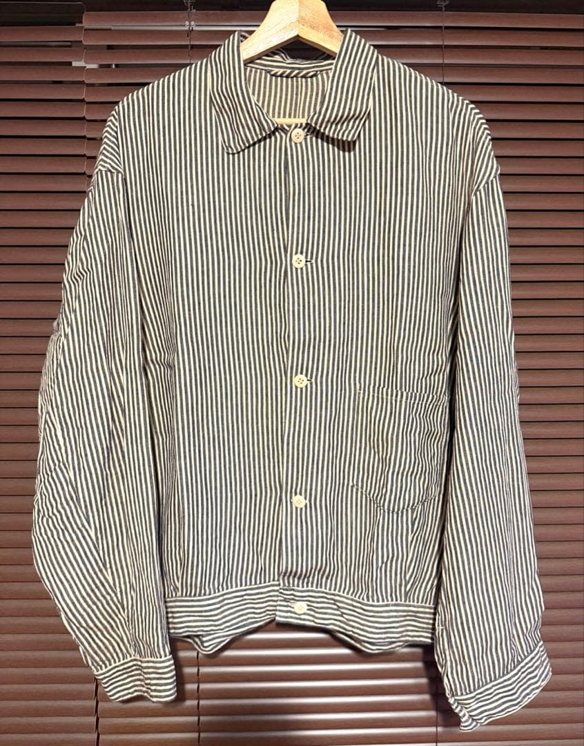 comoli ストライプブルゾン