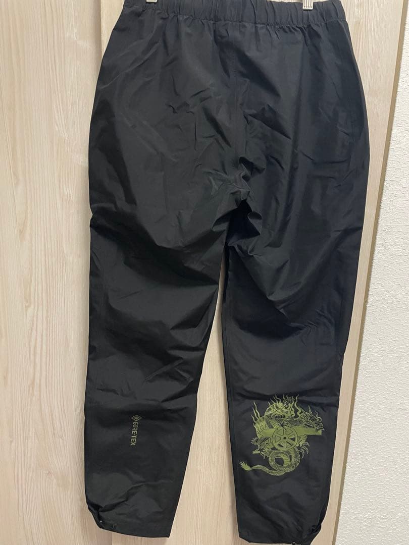 アーセナルGORE-TEXパンツ　M size