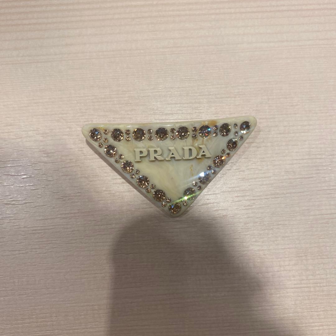 プラダ PRADA ヘアピン バレッタ 大幅値下げしました!!