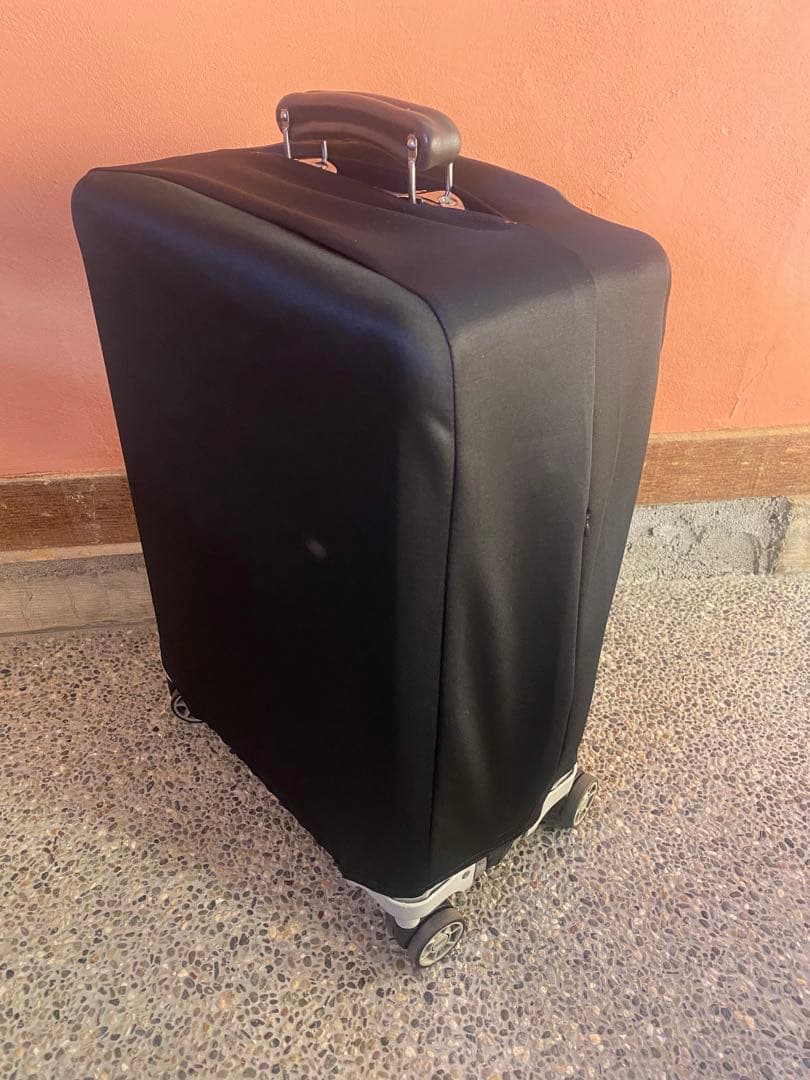 ま*ぃ様 希少旧ロゴ×ルフトハンザ★RIMOWAリモワ クラシックフライト35L