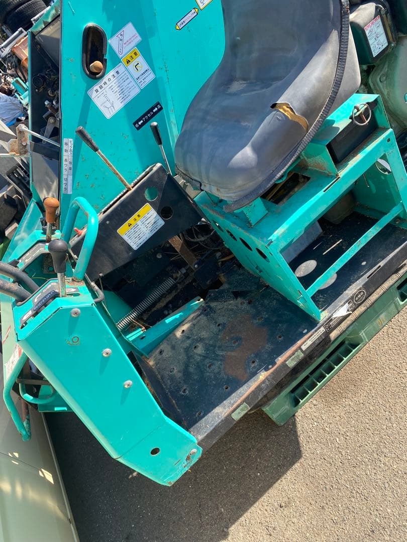 タカキタ 自走ロールベーラー SR-612D 自走式 セル付き 牧草 梱包機引取