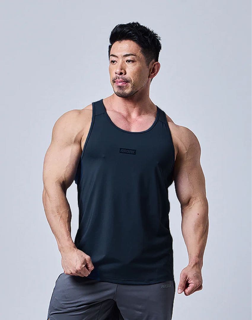 （yu）まとめ買い　AROAK タンクトップ&vanquish tシャツ