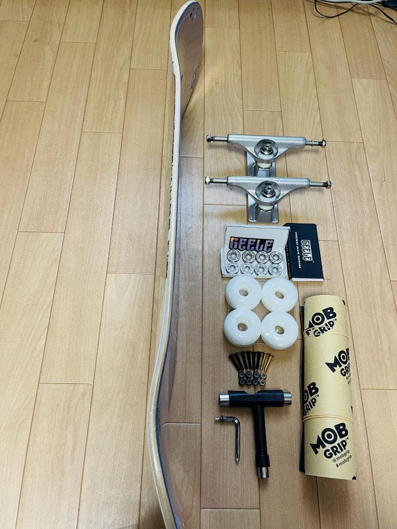 INDYチタン合金製トラック同等品使用　DGKディージーケー　8.0コンプリート