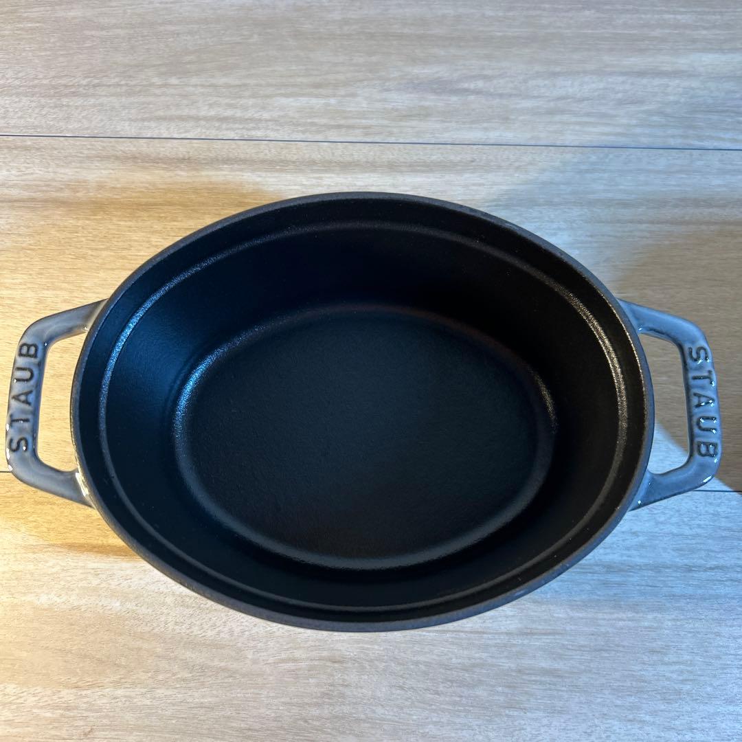 STAUB ストウブ　ピギーココット グレー　両手鍋　鍋　オーバル　17cm
