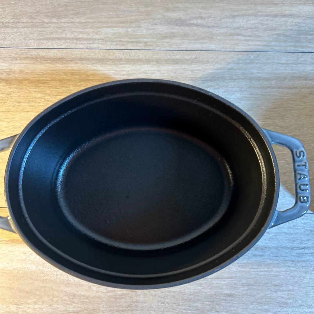 STAUB ストウブ　ピギーココット グレー　両手鍋　鍋　オーバル　17cm