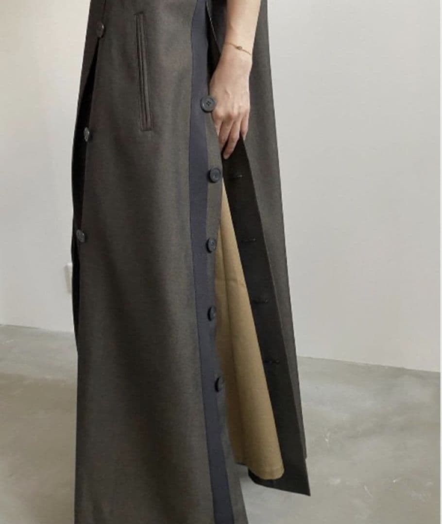 Ameri　MINIMAL FLARE LONG TRENCH COAT