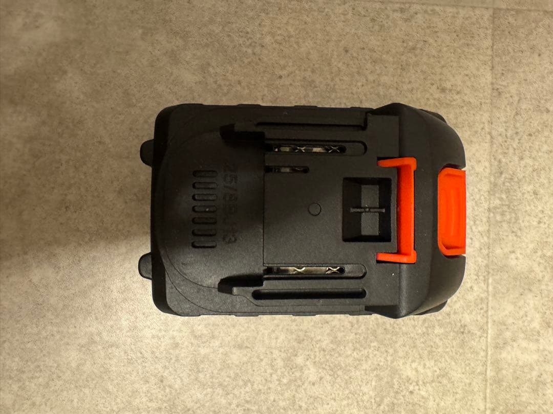 電動耕運機 家庭用 充電式、バッテリー2個付き強力な土壌整理機