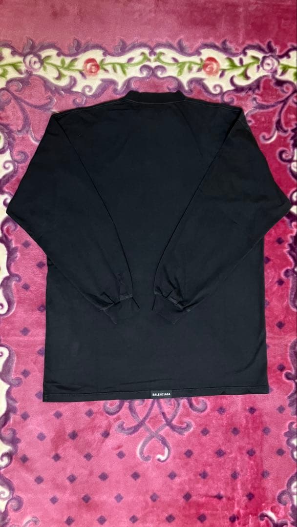 BALENCIAGA オーバーサイズ長袖Tシャツ