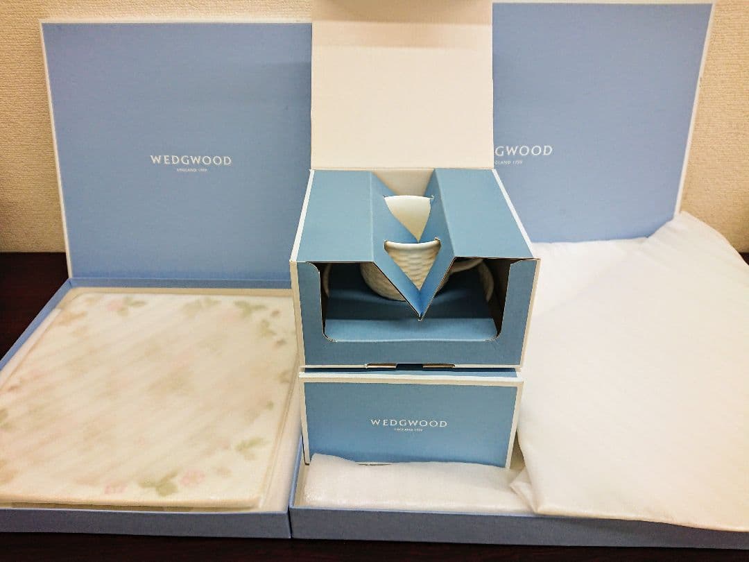 S 【未開封品】 ウェッジウッド  4点セット 陶器製