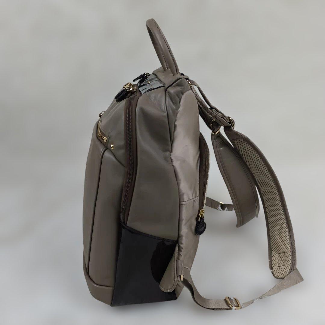 ✨極美品✨ カナナプロジェクト HANAシリーズ リュック レザー ベージュ