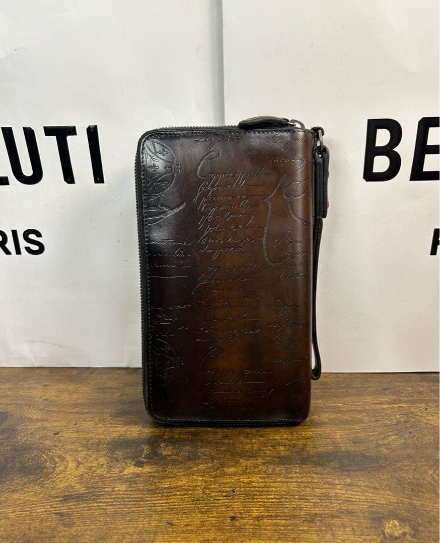 極美品　34.2万円　Berluti タリ Tali スクリットレザー　長財布