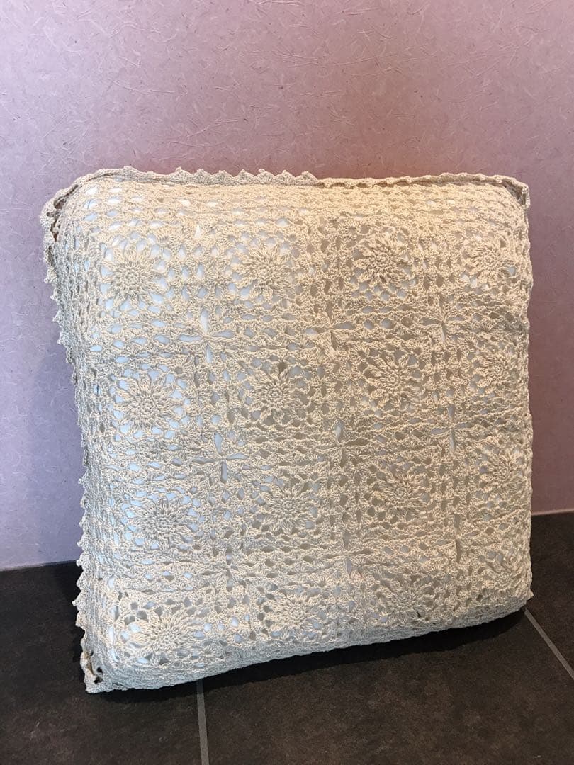 レース編み クッションカバー 編み物 ハンドメイド