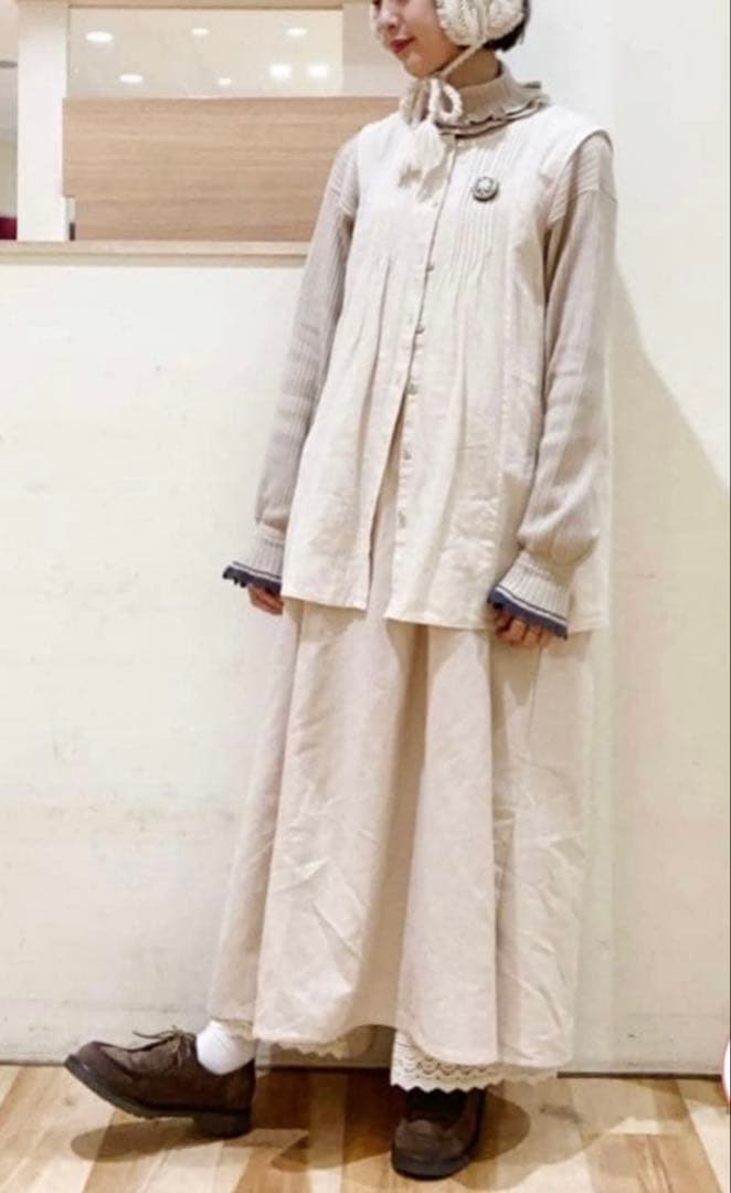 ＊はな＊様　2点おまとめ 袖口配色スカラップタートルニット　ベージュ　チャコール