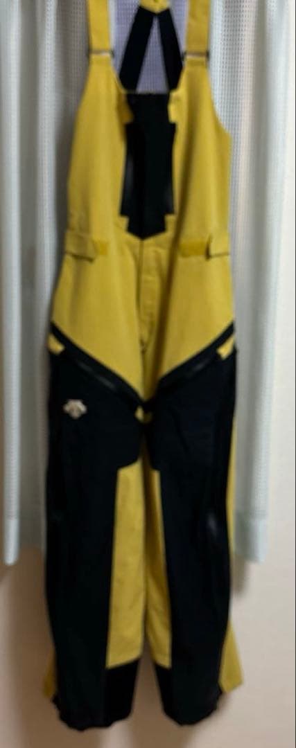 DESCENTE スキーウェア　Mサイズ　2022-2023 サルファーイエロー