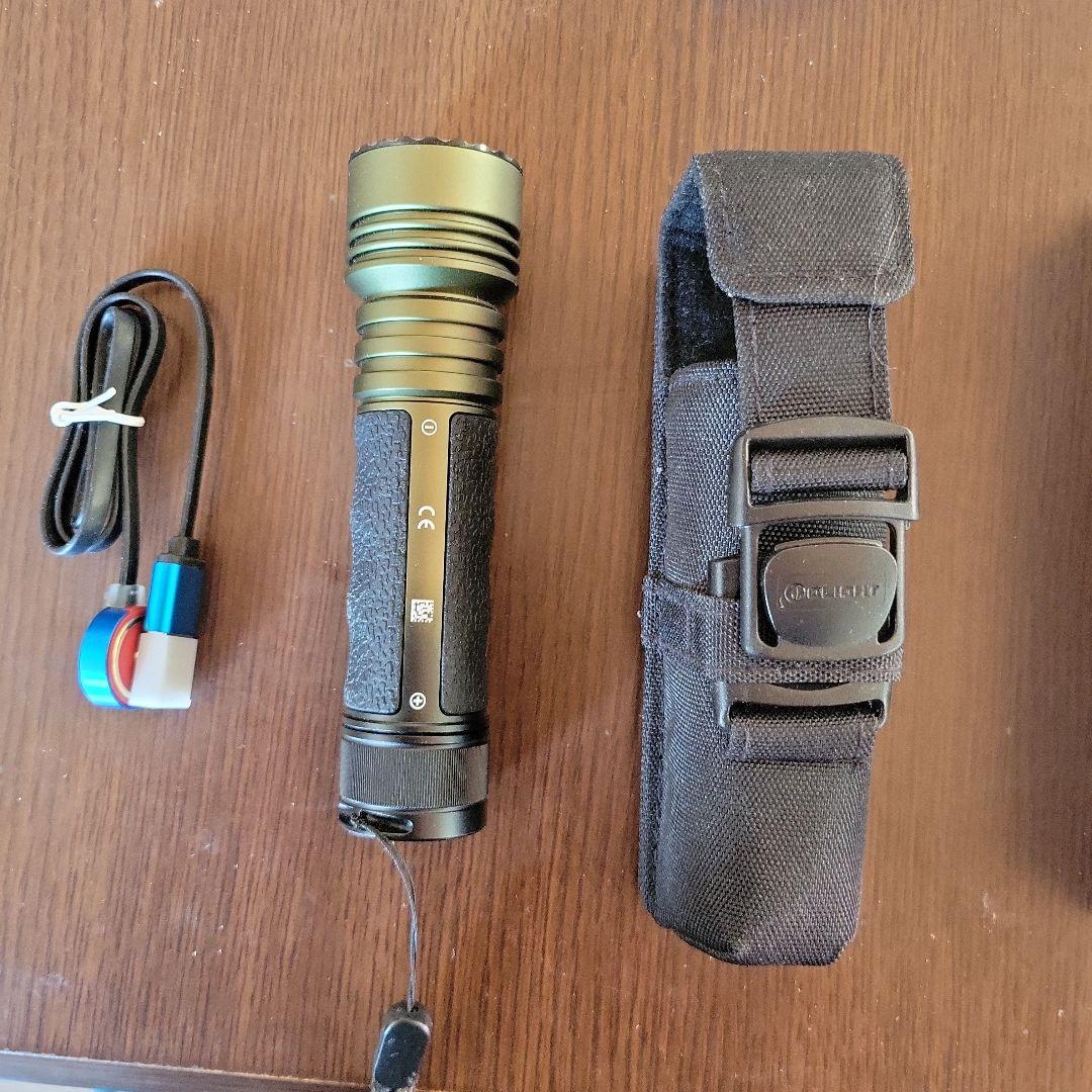 い*魔様 OLIGHT(オーライト)　Seeker3 Pro　おまけ付き