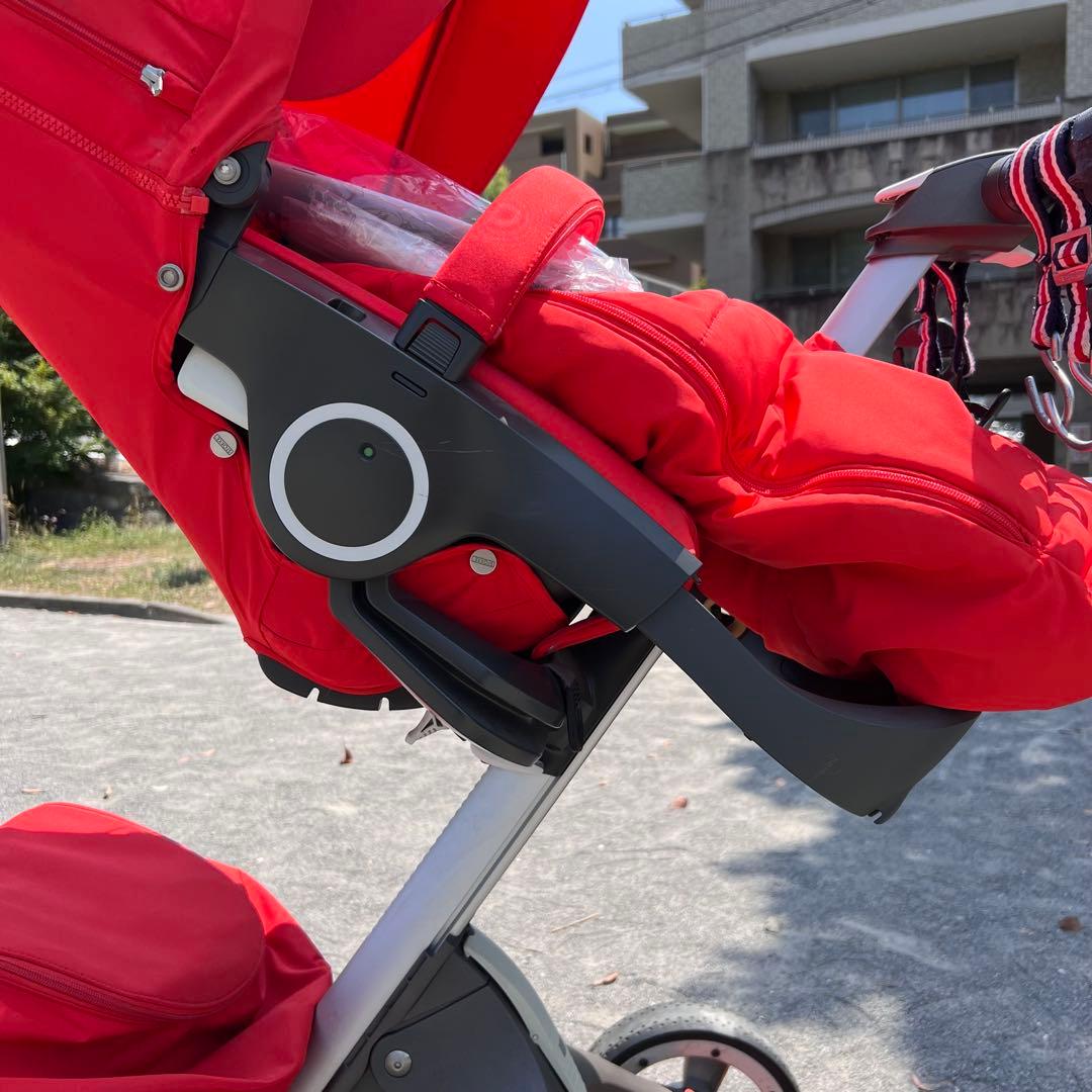 STOKKE エクスプローリー カップホルダー　防寒着　人気色