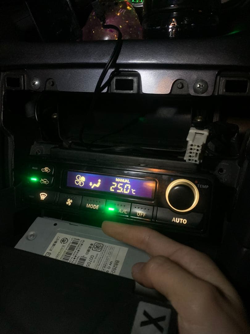 C35ローレル　液晶反転エアコンパネル　er34にも