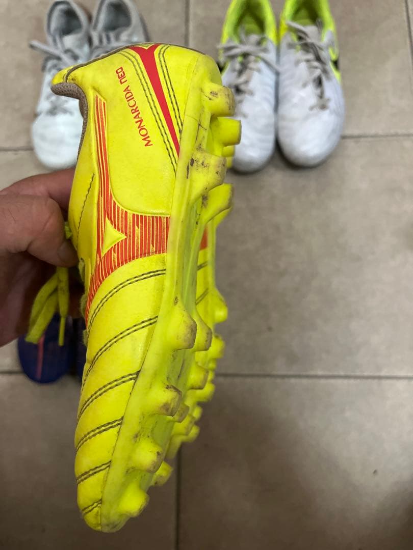 まとめ売り サッカー スパイク MIZUNO NIKE PUMA キッズ