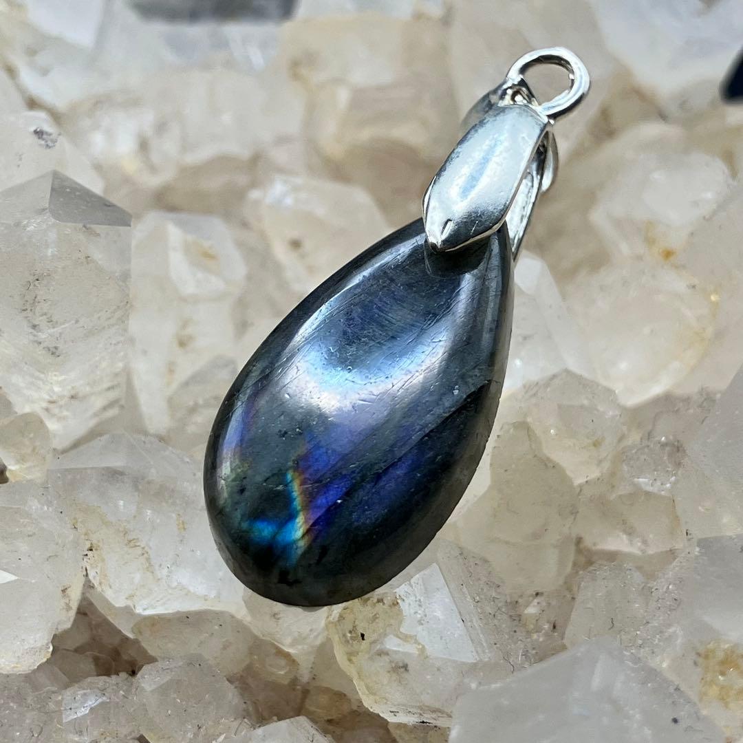 ヒマラヤ水晶 原石 パワーストーン ヒーリングストーン虹入 高波動 天然石