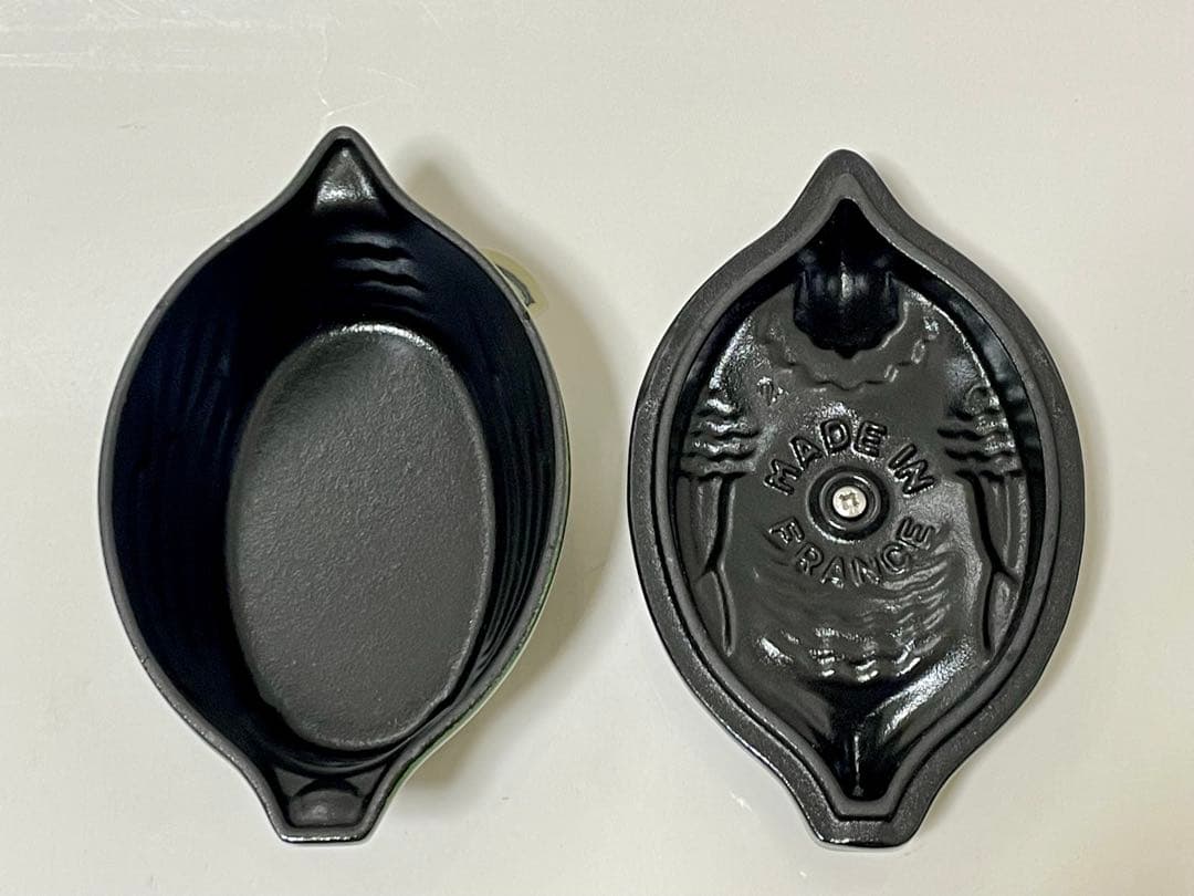 【新品】ストウブ　スモールチキン　バジルグリーン