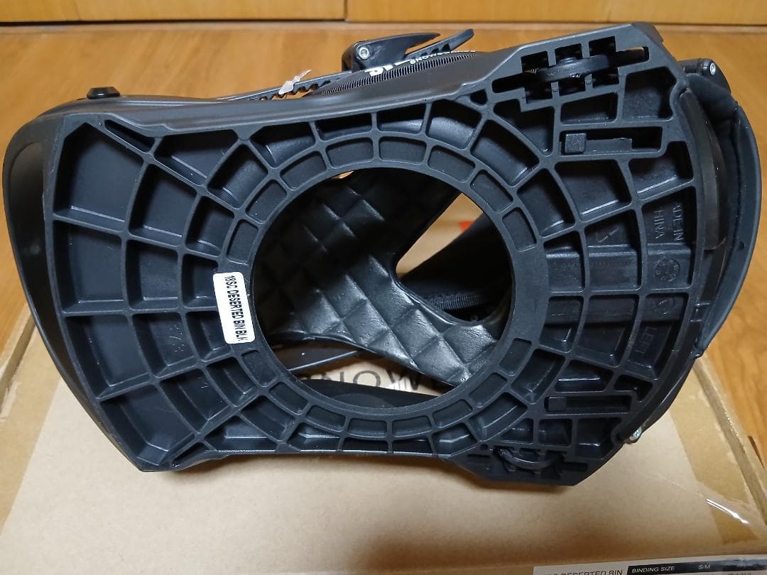 新品未使用/STEPCHILD スノーボードビンディング