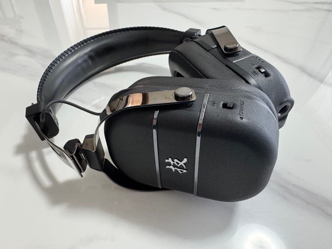 ベース Boss Waza Air Bass