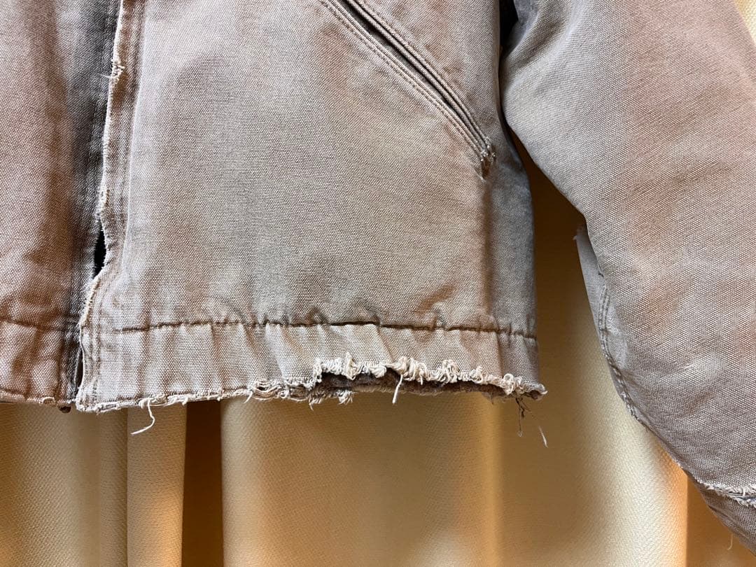 Carhartt デトロイトジャケット J97 ショート丈