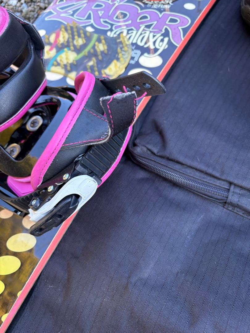 FLOWスノーボード 135 ビンディング、ブーツ付き引き取り大歓迎