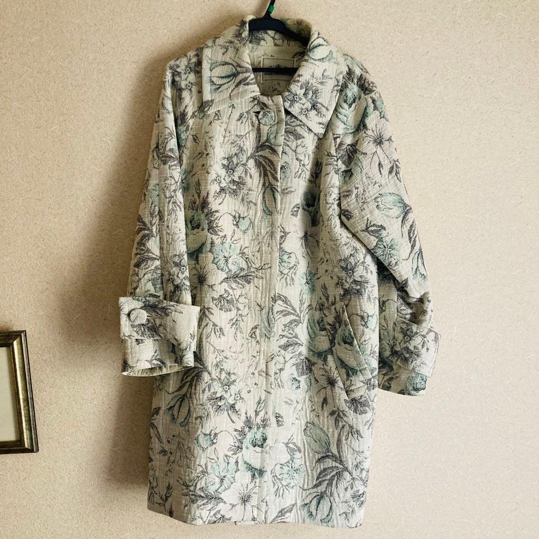 美品★グレースコンチネンタル　フラワー柄コート　花柄　カジュアル