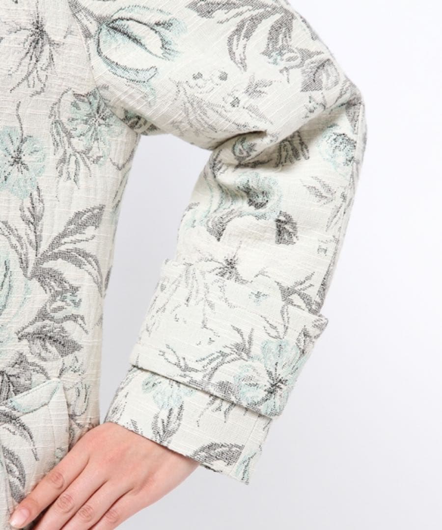 美品★グレースコンチネンタル　フラワー柄コート　花柄　カジュアル